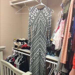 Pencey Long dress with cut outs. Black and white.